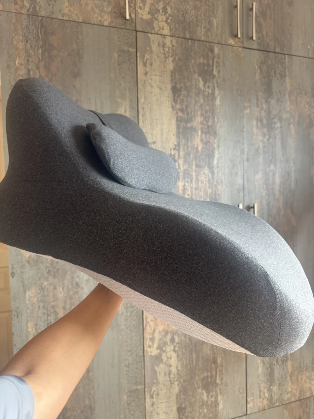 Couples pillow side profile